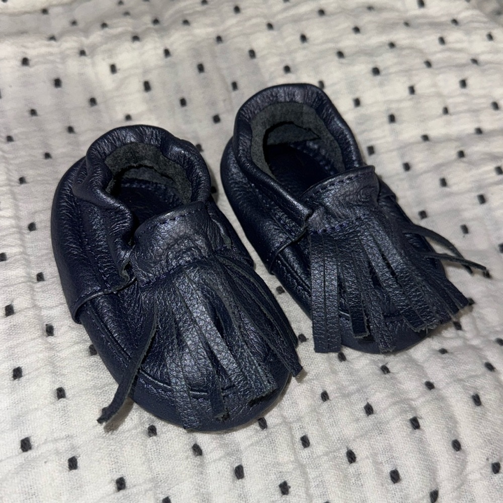 ili + Charlie baby moccasins